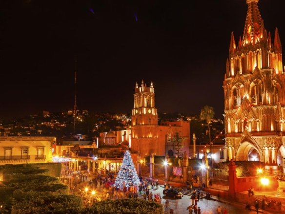 San MIguel Christmas 1 - Inside San Miguel
