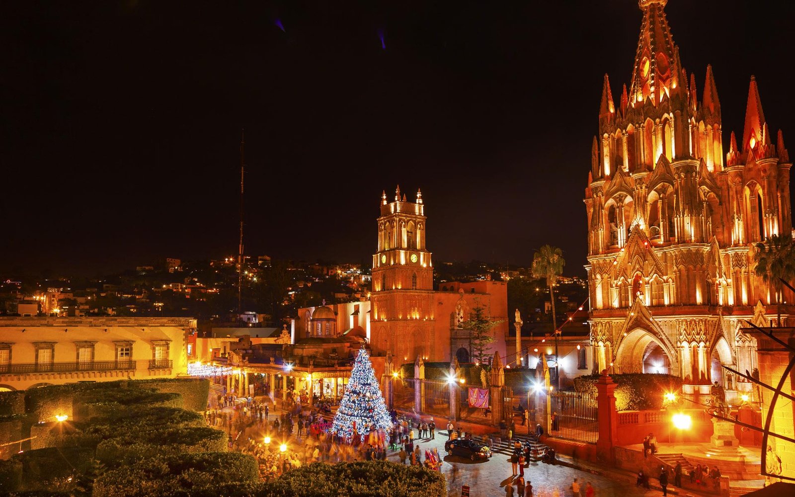 San MIguel Christmas 1 - Inside San Miguel