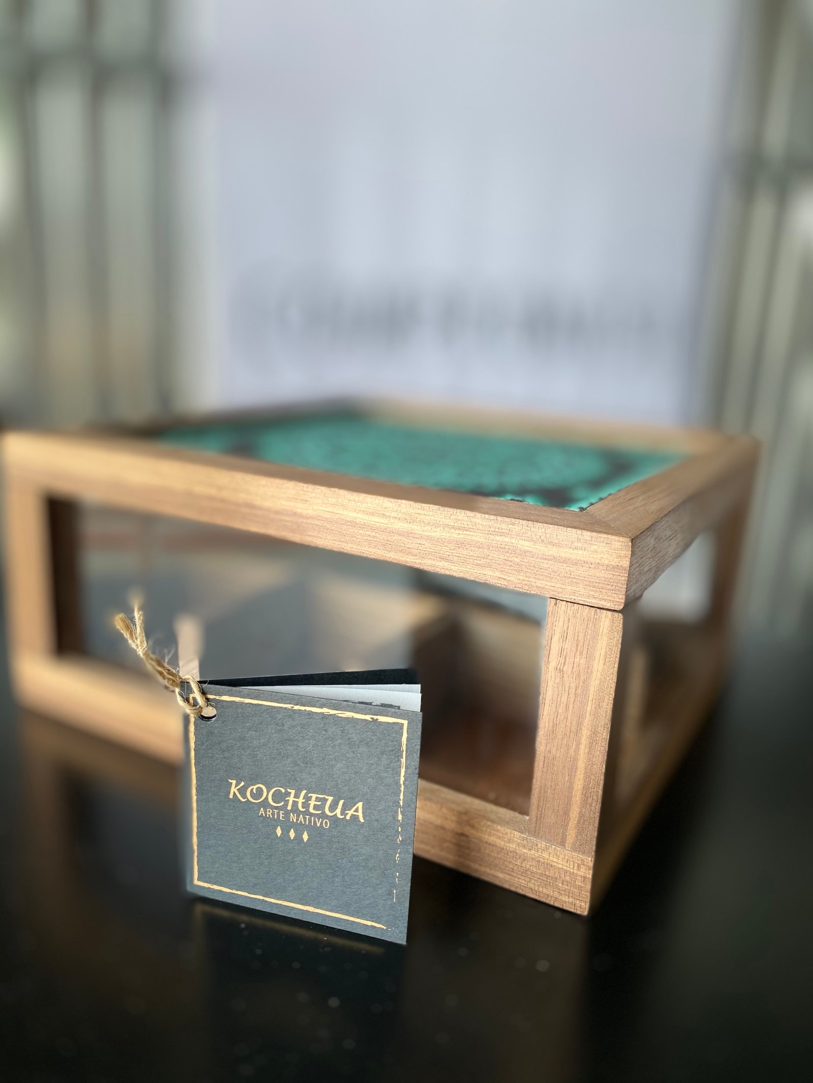 caja para te tyransparente arte huichol