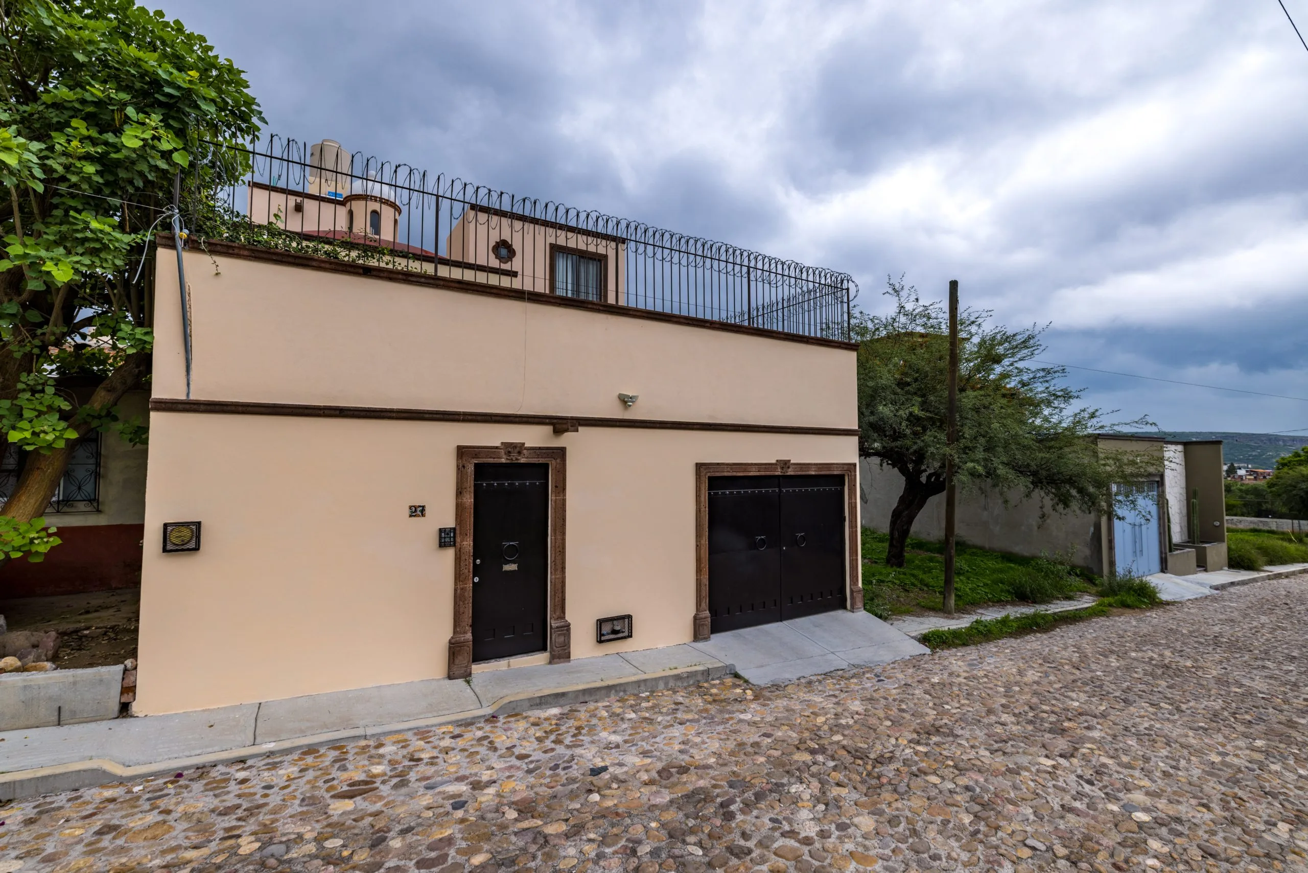 Casa Bugambilia