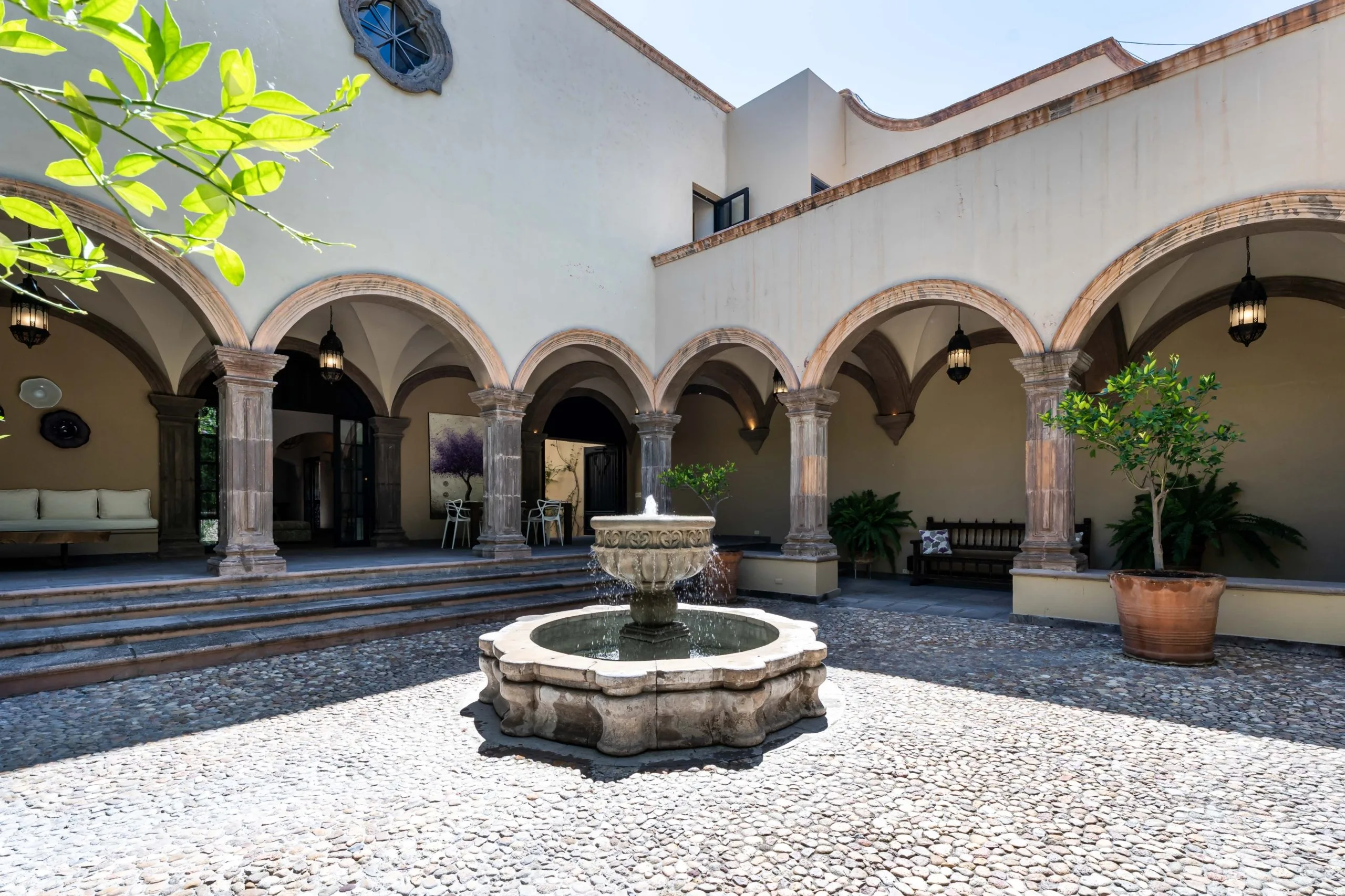 Casa Encantada