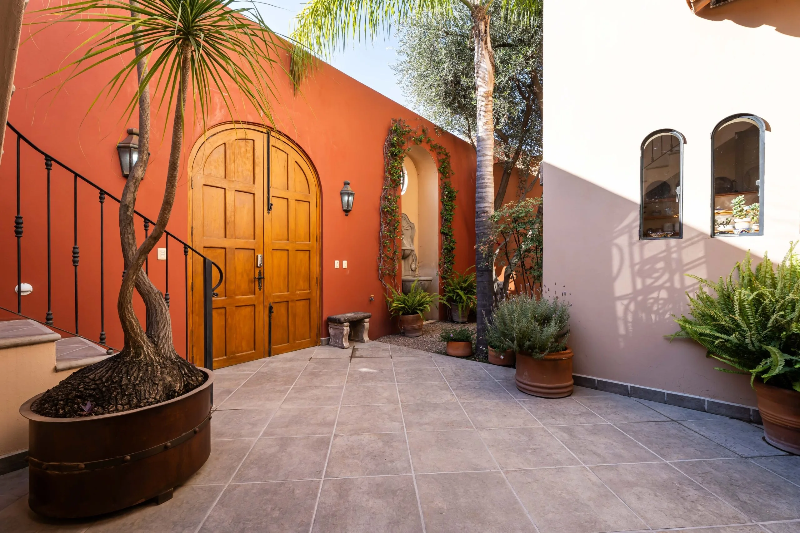 Elegant Casa San Rafael