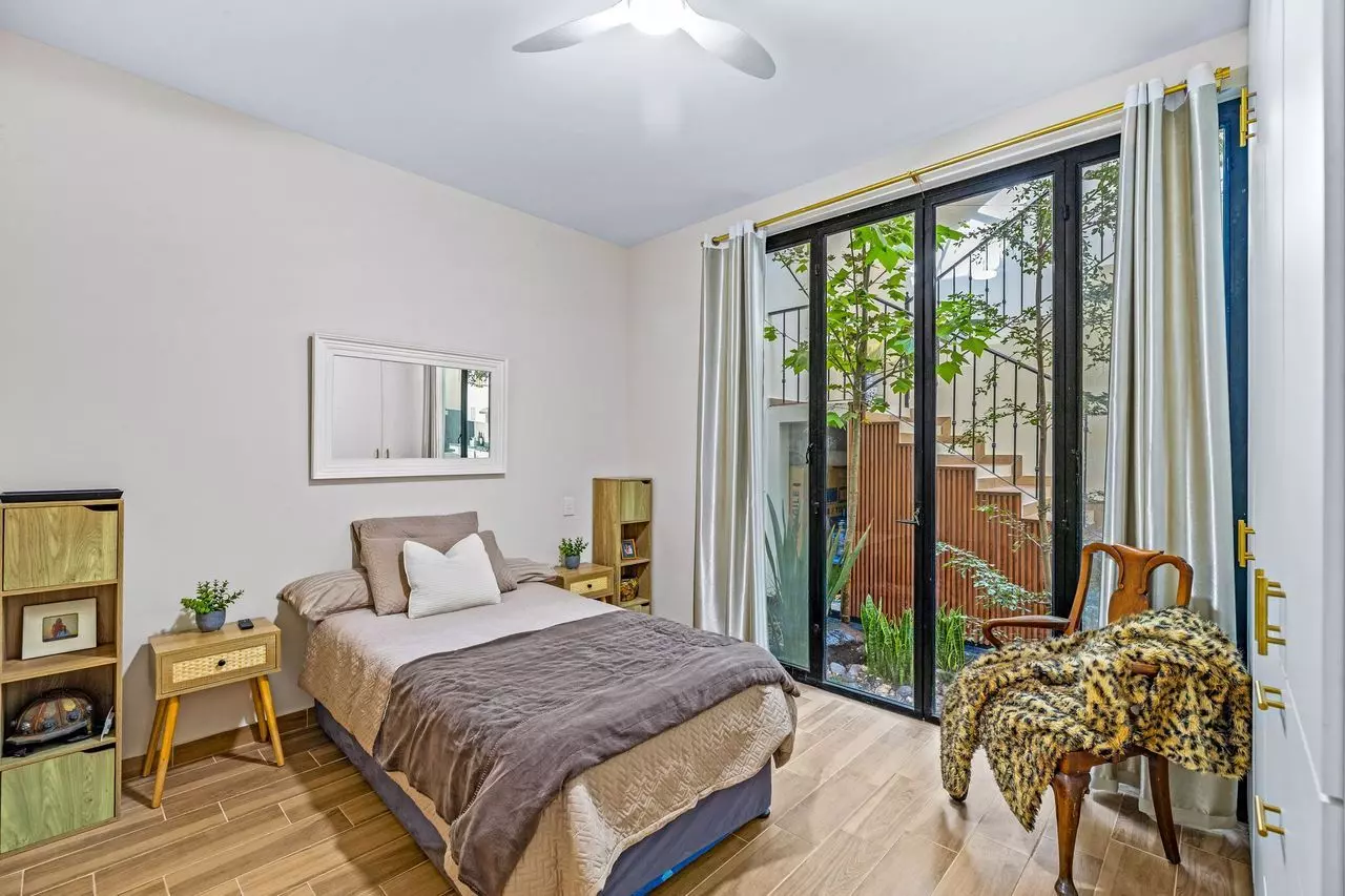 S9qor1WfLxJeNpA8q5gcRzy5MEkybRC5xVJnb2KP