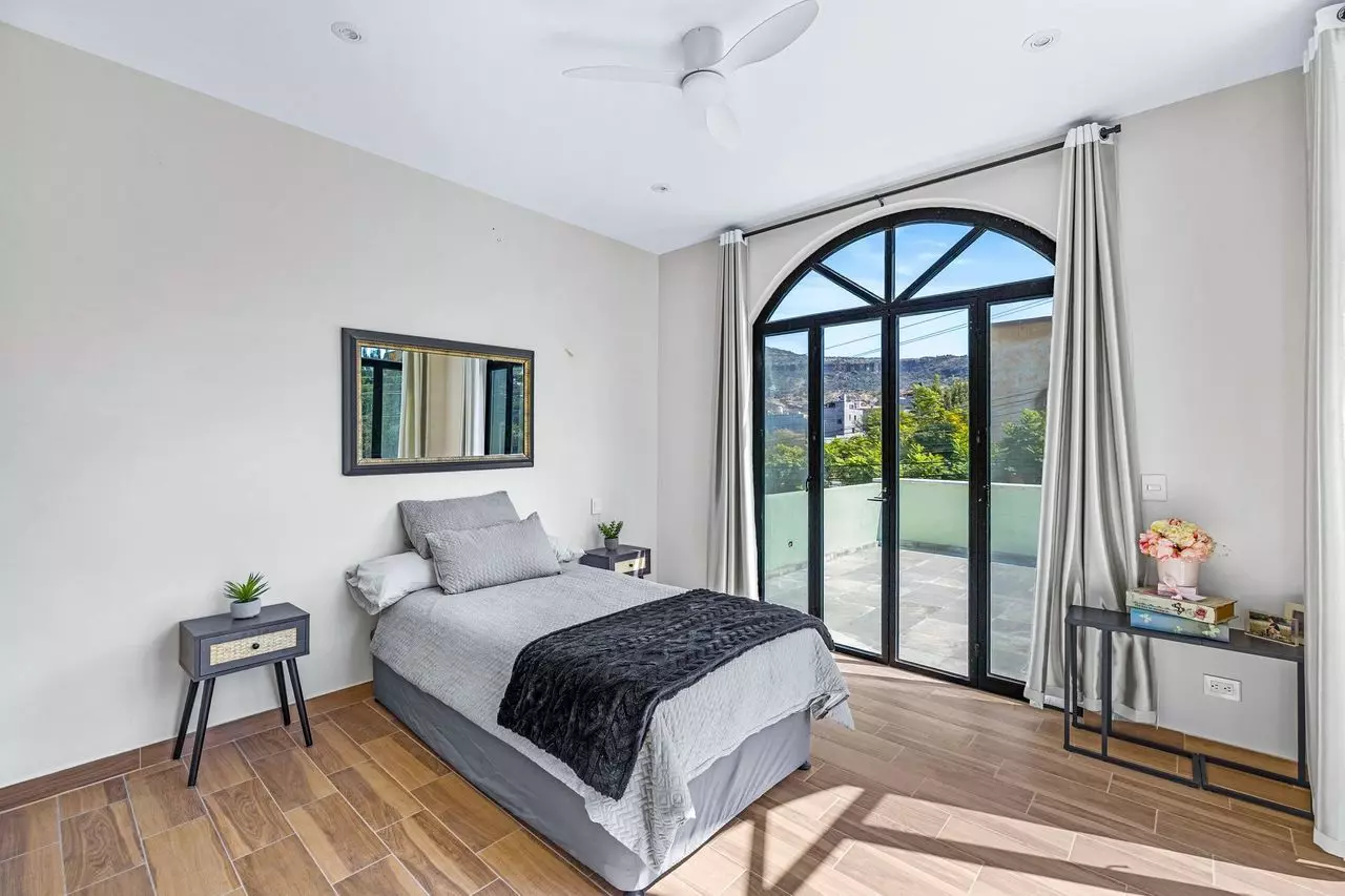 WpBFODTgnixgAB5y09OaaLEQCLCESfhVeorr8KbU