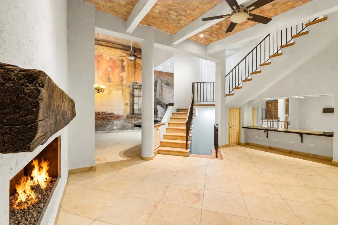 Casa Romance