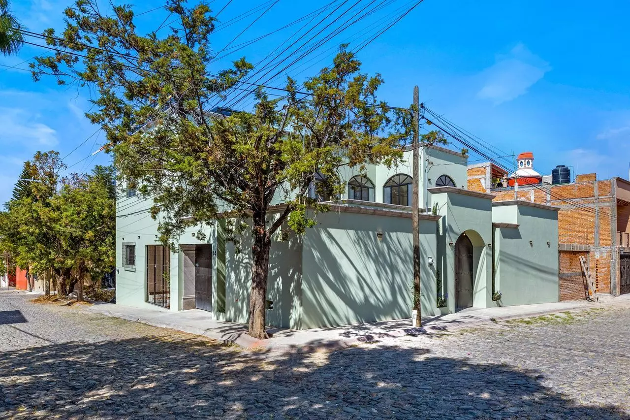 x4sWCn41ZhUL13i1eNXqMWFuXXtpVgbcXAJNfvbd