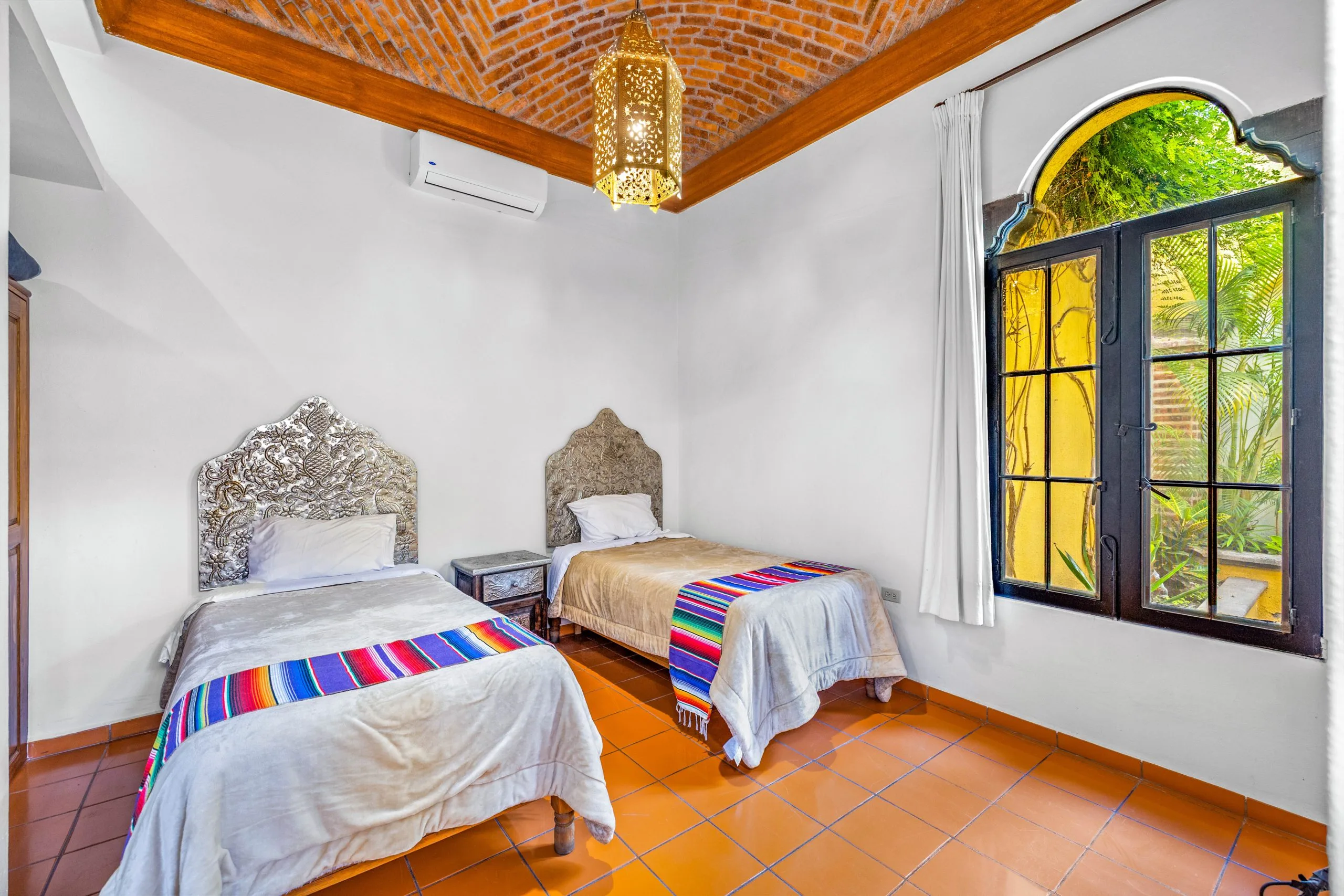 Allende Village, Villa #6